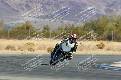 media/Jan-09-2022-SoCal Trackdays (Sun) [[2b1fec8404]]/Turn 6 (1035am)/